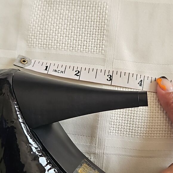 Vangelo Women's Pointy Toe Zip-Up Ankle Boots Black 7 - Picture 16 of 16